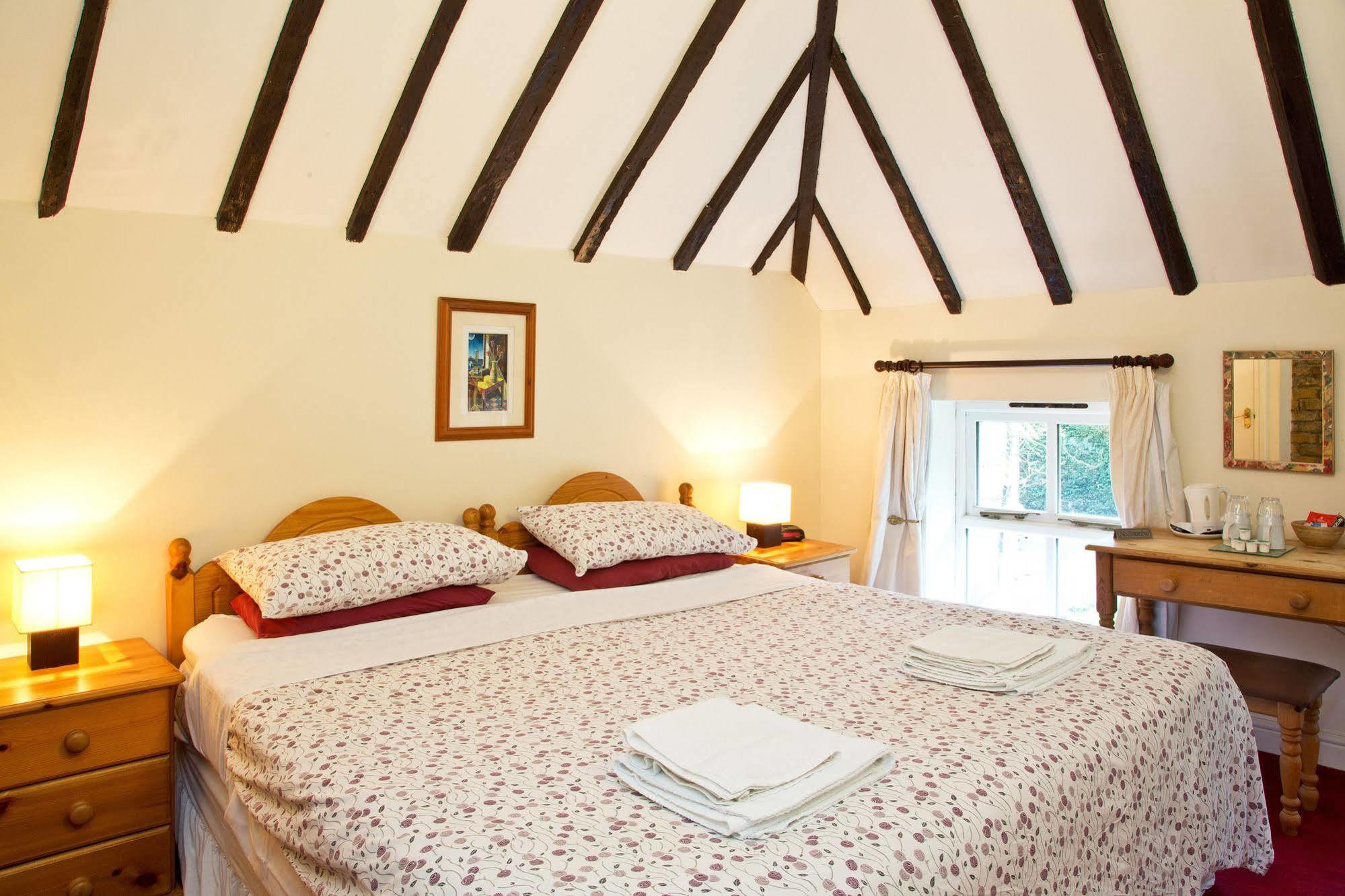 Detling Coachhouse Bed & Breakfast Maidstone Eksteriør bilde