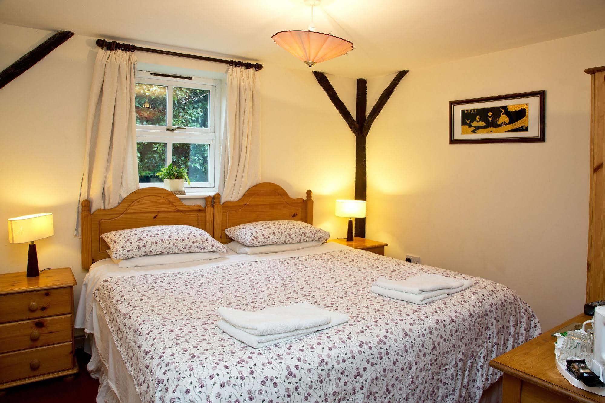 Detling Coachhouse Bed & Breakfast Maidstone Eksteriør bilde